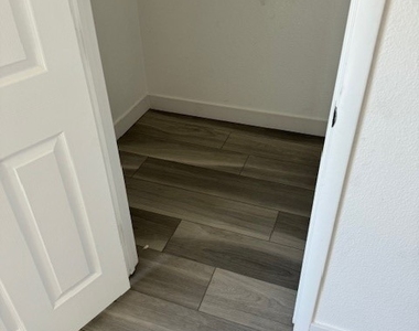 1172 Paradise Desert Avenue - Photo Thumbnail 11