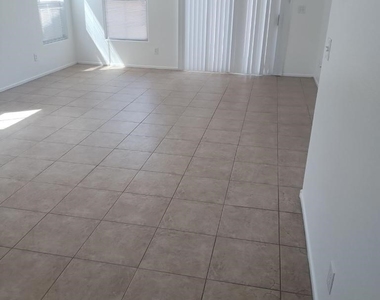 1172 Paradise Desert Avenue - Photo Thumbnail 2