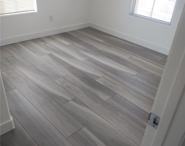 1172 Paradise Desert Avenue - Photo Thumbnail 16