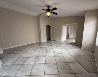 4892 Perrone Avenue - Photo Thumbnail 3