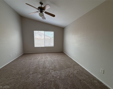4892 Perrone Avenue - Photo Thumbnail 8