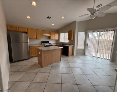 4892 Perrone Avenue - Photo Thumbnail 4
