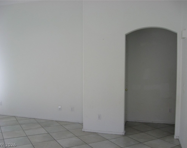 4892 Perrone Avenue - Photo Thumbnail 7