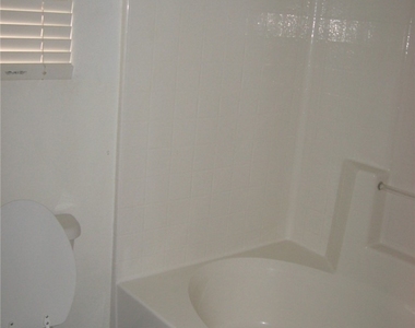 4892 Perrone Avenue - Photo Thumbnail 10