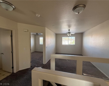 10137 Maidens Wreath Court - Photo Thumbnail 12
