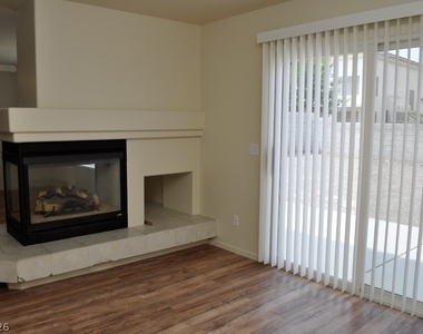 10137 Maidens Wreath Court - Photo Thumbnail 9