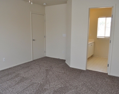 10137 Maidens Wreath Court - Photo Thumbnail 24