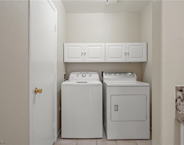 8216 Diamond Star Court - Photo Thumbnail 16