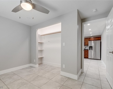 2318 Bassler Street - Photo Thumbnail 3