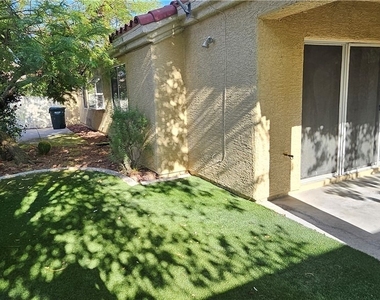 3433 Round Valley Way - Photo Thumbnail 16
