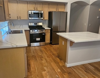 3433 Round Valley Way - Photo Thumbnail 1