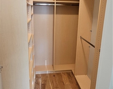 3433 Round Valley Way - Photo Thumbnail 22