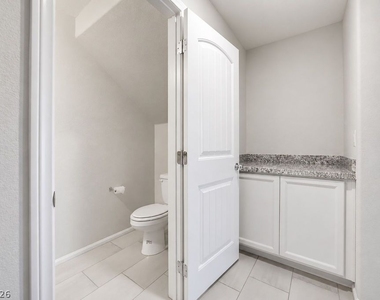 10661 Sariah Skye Avenue - Photo Thumbnail 24