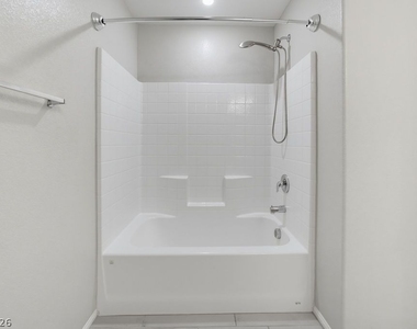 10661 Sariah Skye Avenue - Photo Thumbnail 36