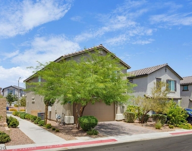 10661 Sariah Skye Avenue - Photo Thumbnail 55