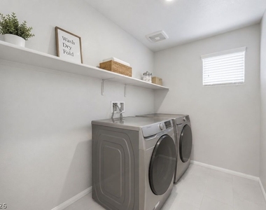 10661 Sariah Skye Avenue - Photo Thumbnail 34
