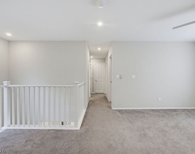 10661 Sariah Skye Avenue - Photo Thumbnail 27