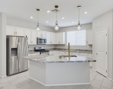 10661 Sariah Skye Avenue - Photo Thumbnail 11