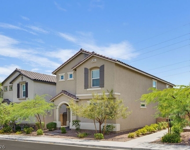 10661 Sariah Skye Avenue - Photo Thumbnail 54