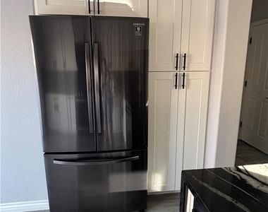 9828 Piper Glen Place - Photo Thumbnail 8