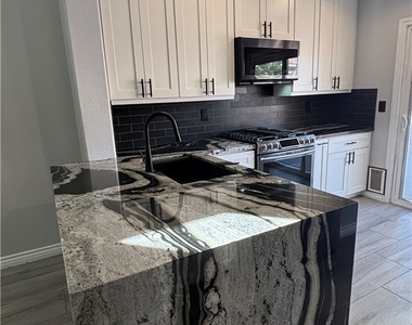 9828 Piper Glen Place - Photo Thumbnail 3