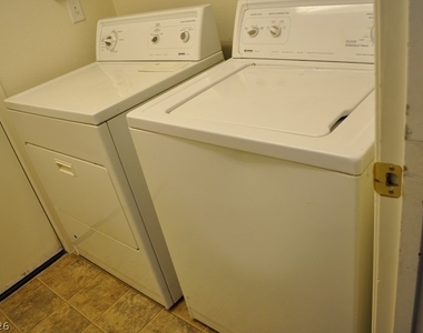 452 Groft Way - Photo Thumbnail 26