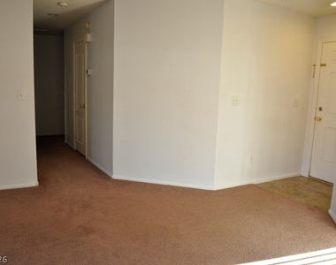 452 Groft Way - Photo Thumbnail 11