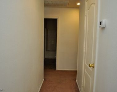 452 Groft Way - Photo Thumbnail 15