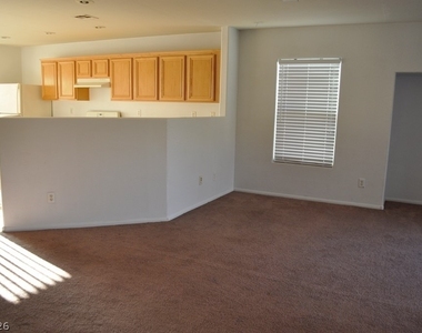 452 Groft Way - Photo Thumbnail 6