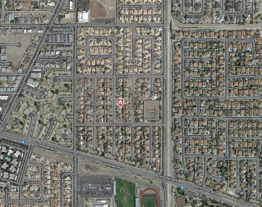 452 Groft Way - Photo Thumbnail 33