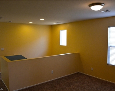 9920 Turquoise Glass Court - Photo Thumbnail 18