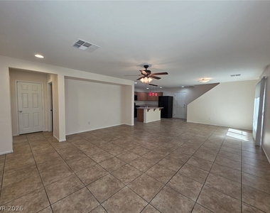 9920 Turquoise Glass Court - Photo Thumbnail 9