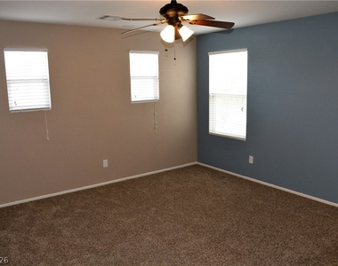 9920 Turquoise Glass Court - Photo Thumbnail 22