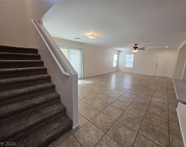 9920 Turquoise Glass Court - Photo Thumbnail 20