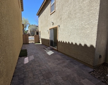9920 Turquoise Glass Court - Photo Thumbnail 42