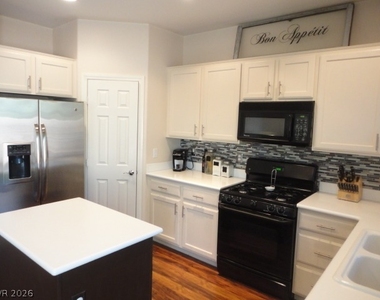 9078 Barren Vista Court - Photo Thumbnail 10