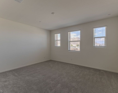 12548 Kings Creek Place - Photo Thumbnail 8