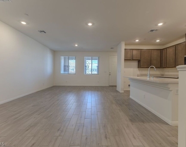 12544 Kings Creek Place - Photo Thumbnail 2