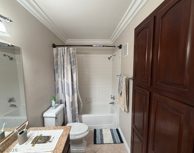 1150 N Buffalo Drive - Photo Thumbnail 16