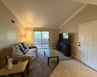 1150 N Buffalo Drive - Photo Thumbnail 5