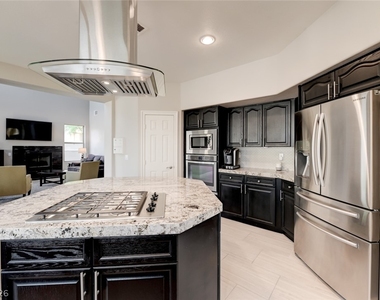 5 Chateau Whistler Court - Photo Thumbnail 7