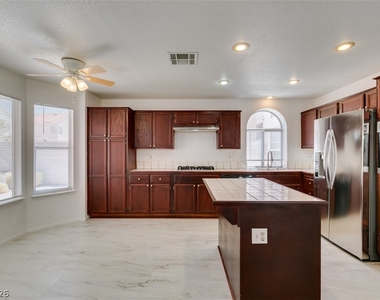 9712 Peacock Hill Circle - Photo Thumbnail 30
