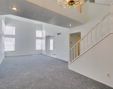 9712 Peacock Hill Circle - Photo Thumbnail 18