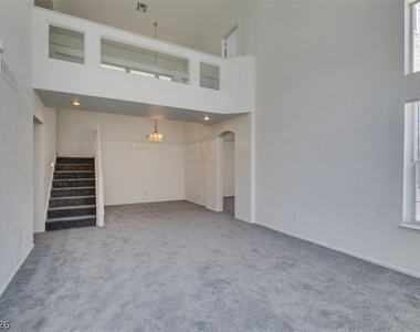 9712 Peacock Hill Circle - Photo Thumbnail 6