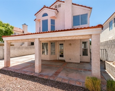 9712 Peacock Hill Circle - Photo Thumbnail 68