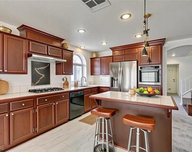 9712 Peacock Hill Circle - Photo Thumbnail 33
