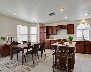 9712 Peacock Hill Circle - Photo Thumbnail 29