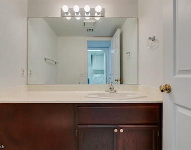9712 Peacock Hill Circle - Photo Thumbnail 40