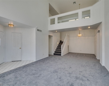 9712 Peacock Hill Circle - Photo Thumbnail 14