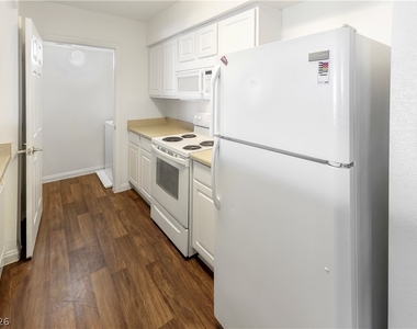 6955 N Durango Drive - Photo Thumbnail 10